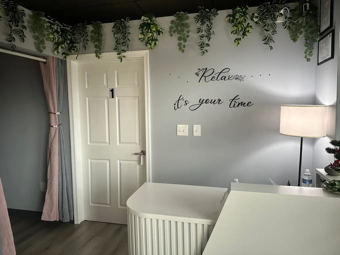Miracle Hands Massage & Spa lobby in Centreville, VA